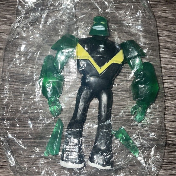 Cartoon Network Ben 10‎ Transforming Ben To Diamondhead Figure Playmates - Picture 1 of 3